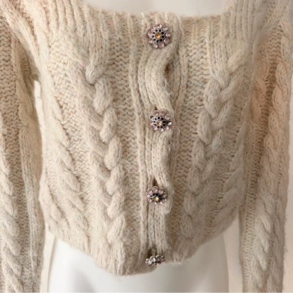 Zara Beige Cable Knit Cardigan - Picture 2 of 8